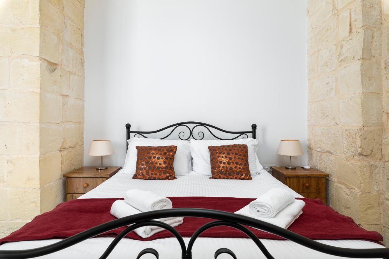Traditional & Modern Maltese Townhouse - Rooftop Terrace And Sea Views, Close To Birgu Waterfront Cospicua Esterno foto