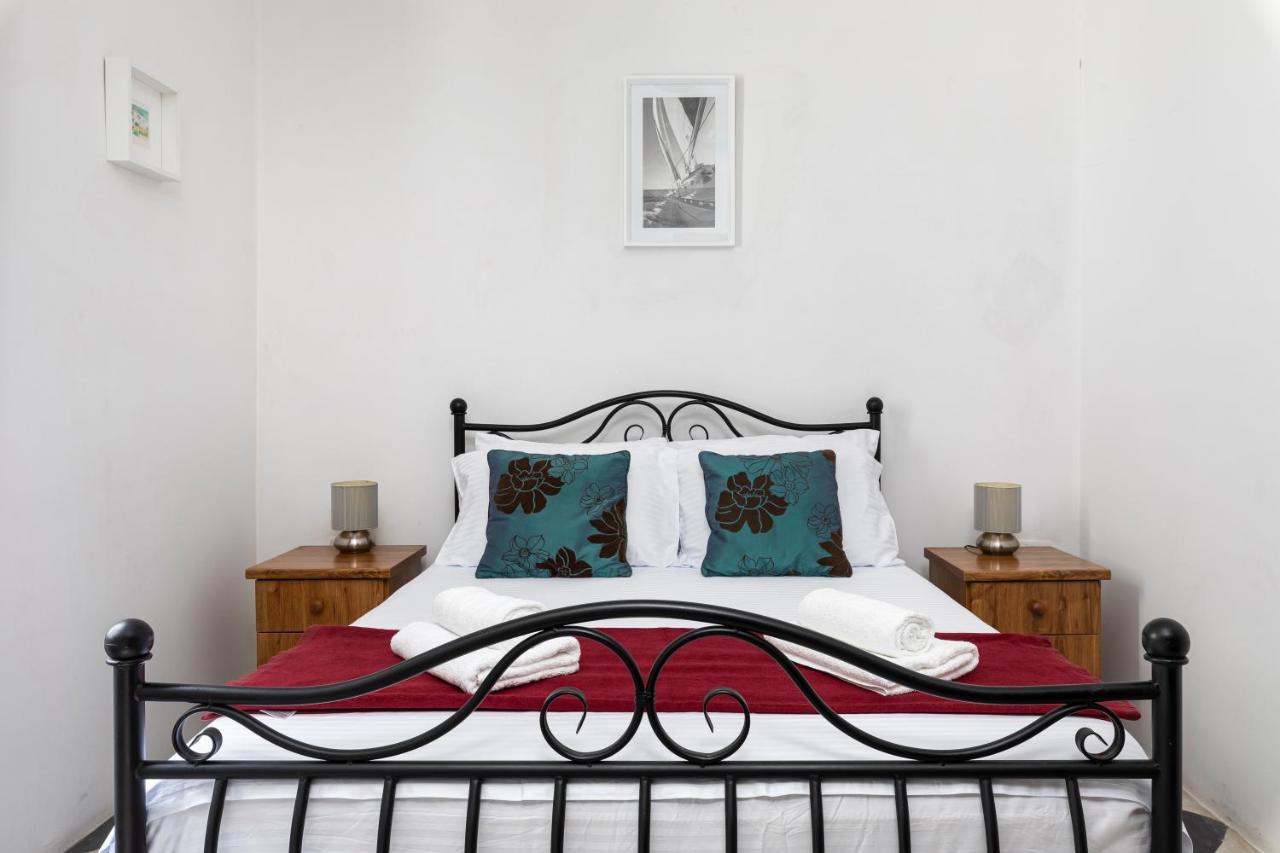 Traditional & Modern Maltese Townhouse - Rooftop Terrace And Sea Views, Close To Birgu Waterfront Cospicua Esterno foto