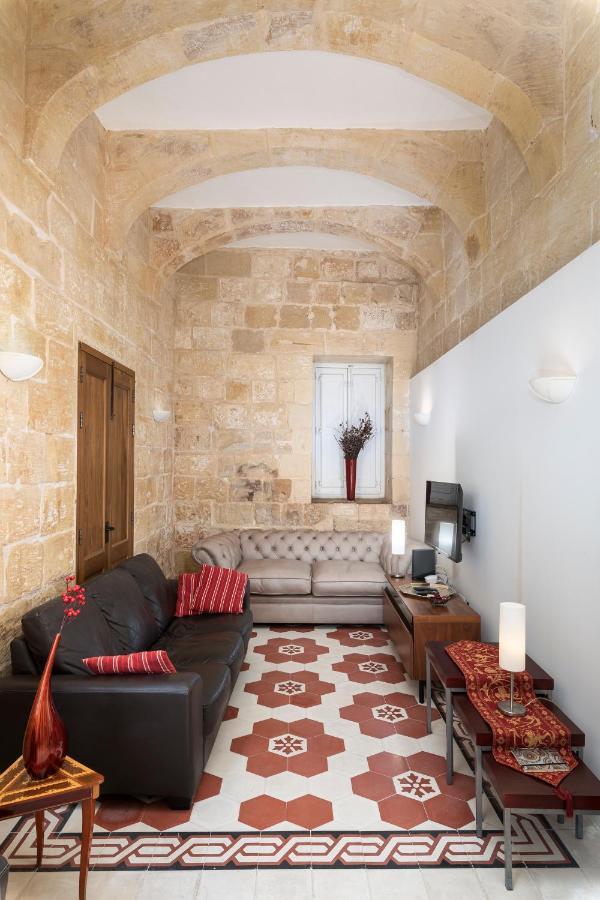 Traditional & Modern Maltese Townhouse - Rooftop Terrace And Sea Views, Close To Birgu Waterfront Cospicua Esterno foto