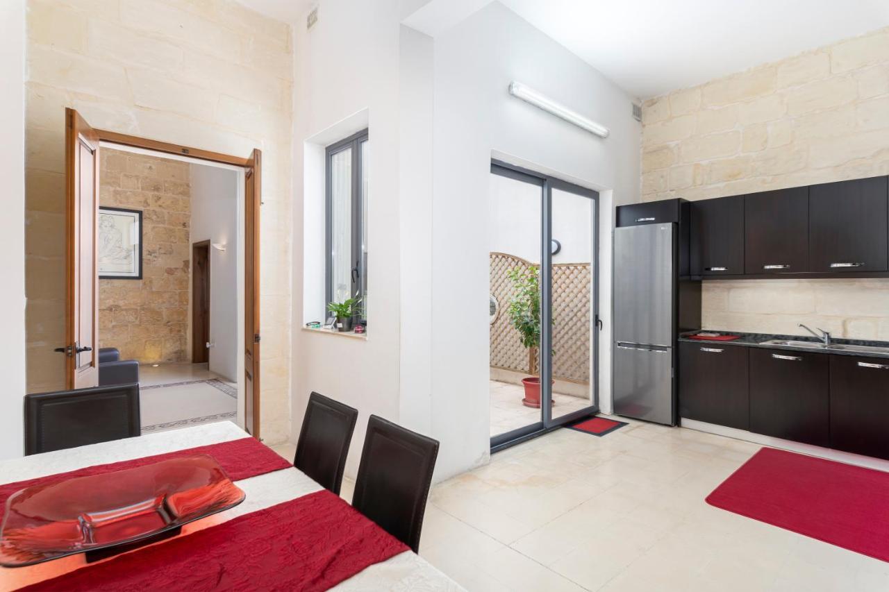 Traditional & Modern Maltese Townhouse - Rooftop Terrace And Sea Views, Close To Birgu Waterfront Cospicua Esterno foto