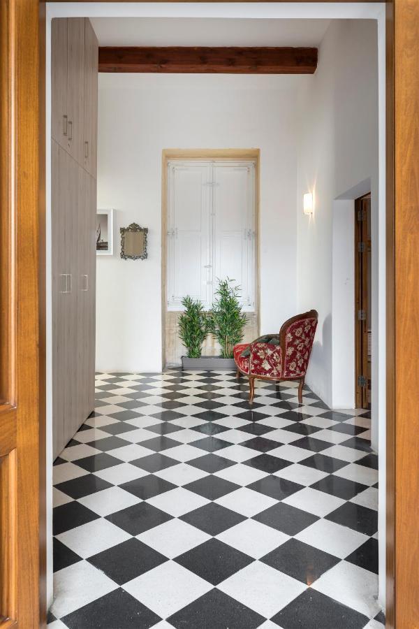 Traditional & Modern Maltese Townhouse - Rooftop Terrace And Sea Views, Close To Birgu Waterfront Cospicua Esterno foto