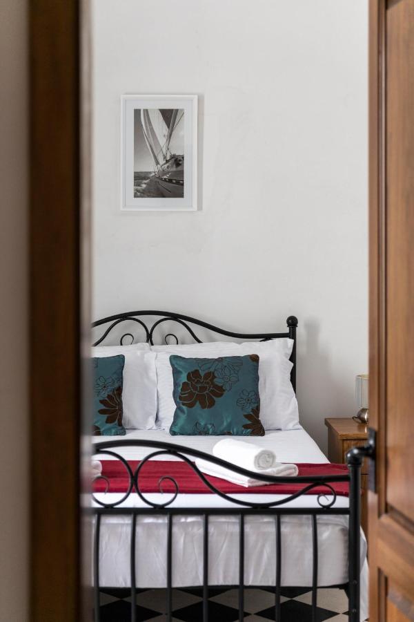 Traditional & Modern Maltese Townhouse - Rooftop Terrace And Sea Views, Close To Birgu Waterfront Cospicua Esterno foto